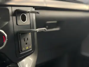 UQA66830-65A60D9A-470C-4860-ADEB-F98719A3445C