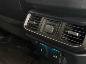 UQA66830-CB497470-7CC5-4BB5-BB08-319E73B8C463