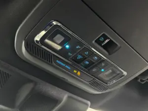 UQA66830-F2C36696-306D-4FFC-A354-609E28455416