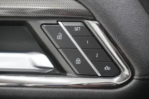 cee1933fef0eb05d4b50ee8e33979685x